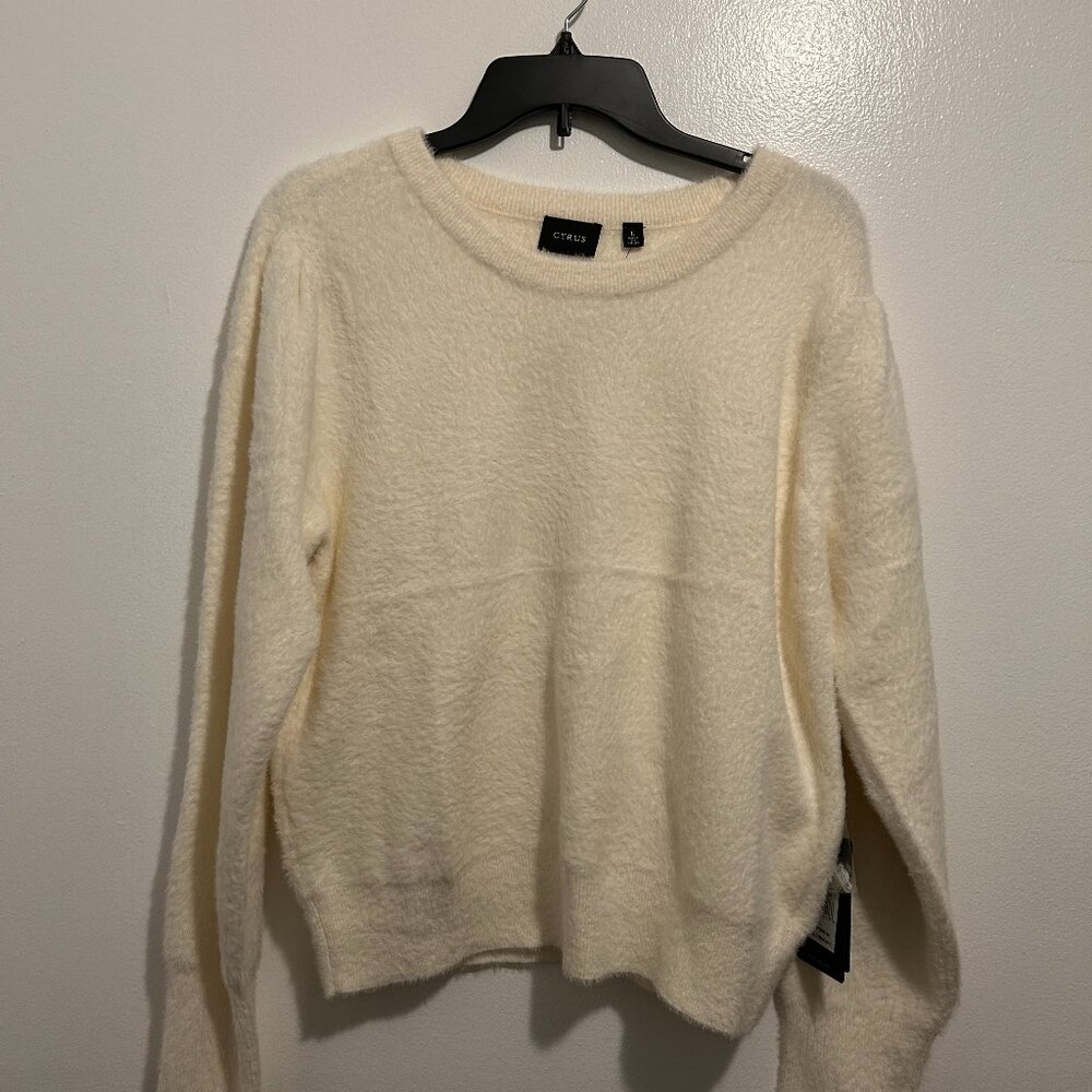 Cozy & Chic CYRUS Sweater – Size L- NWT